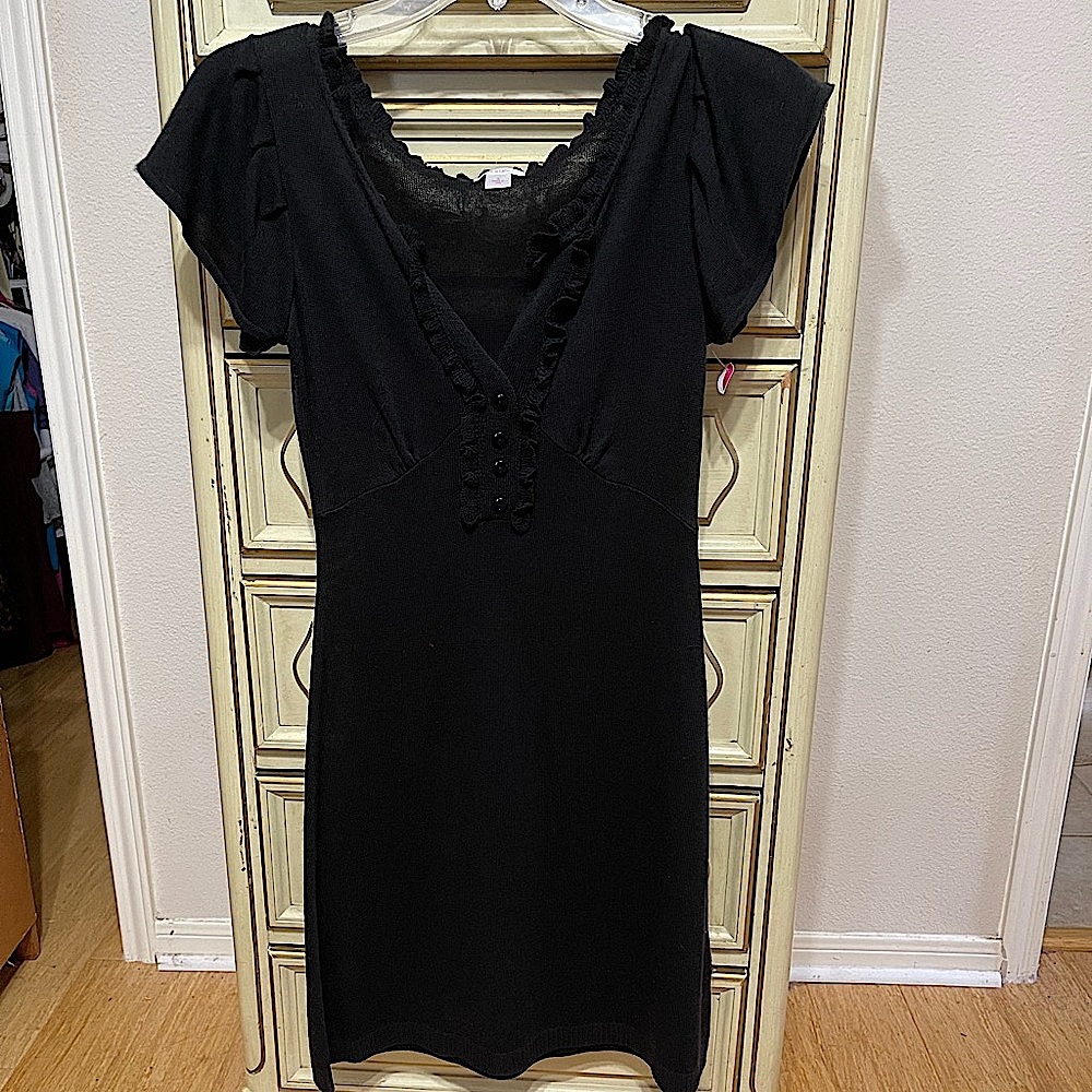 Cute Mini Sweater dress | Color: black | size small